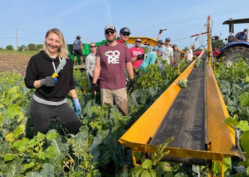 Core team volunteering for Feeding America