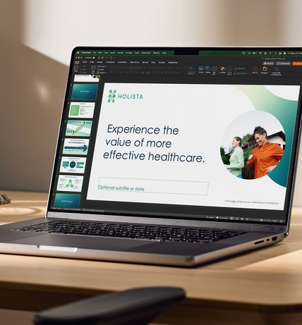 holista sales presentation on laptop