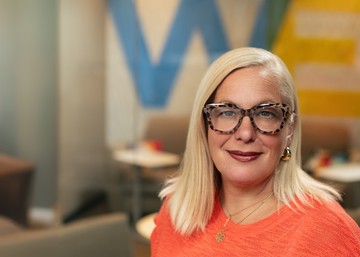 beth crivello wagner headshot